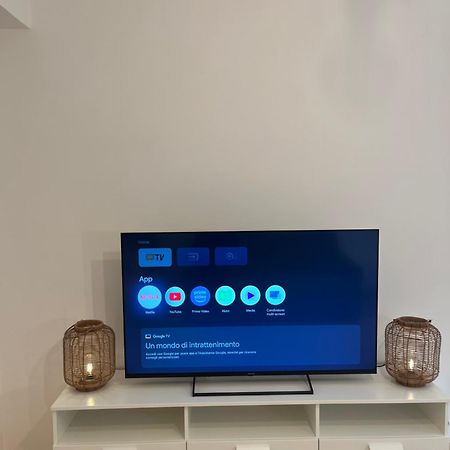 Silvia & Valentina'S Home Комо Екстериор снимка